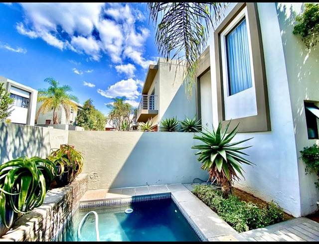 3 BEDROOM PROPERTY TO RENT IN BRYANSTON